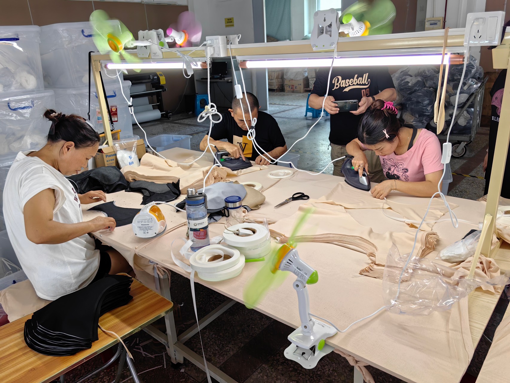 Oltre le cuciture: il futuro della biancheria intima mestruale &egrave; la tecnologia dei compositi laminati